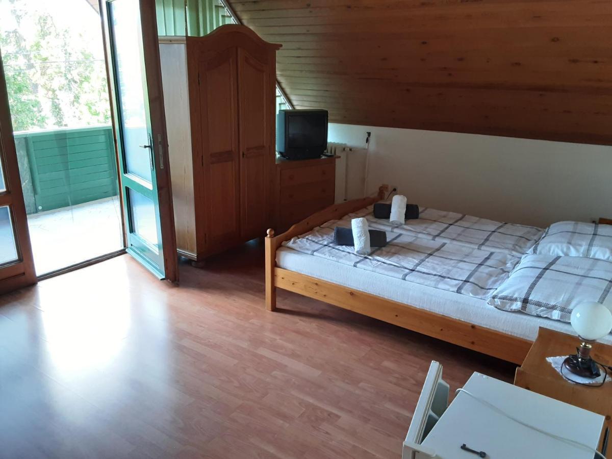 Hévíz St Hubertus Panzio B&B 외부 사진